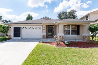 Main picture of 211 Prince Phillip Dr