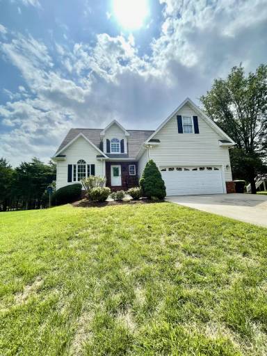 Main picture of 1443 Whistling Swan Dr