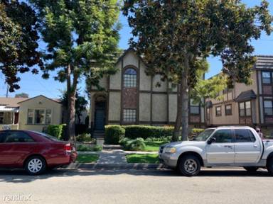 Main picture of 416 N Bushnell Ave