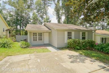 Main picture of 1617 Springwood Dr