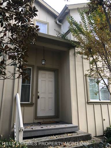 Main picture of 777 E Cotati Ave