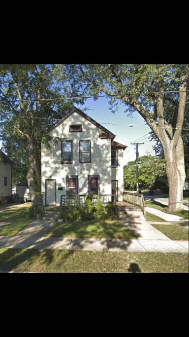 Main picture of 42 Jefferson Ave