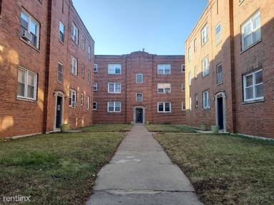 Main picture of 4208 South Michigan Avenue - 4210-3