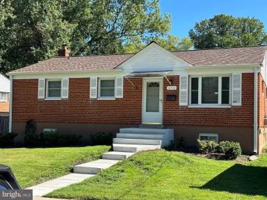 Main picture of 4726 Boiling Brook Pkwy