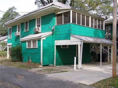 Main picture of 557 Boulevard St