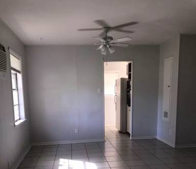 Main picture of 1127 MacArthur St
