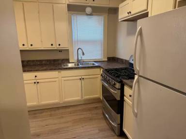 Main picture of 921 S 22nd St
