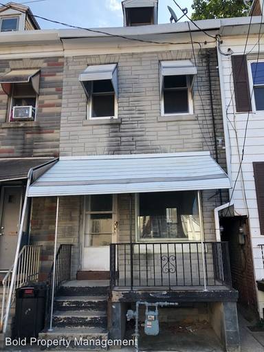 Main picture of 341 S 9th St