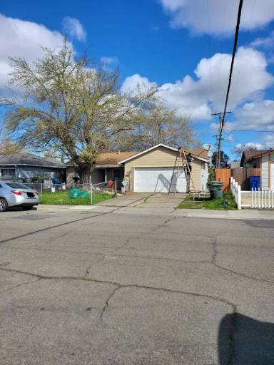 Main picture of 199 Graves Ave