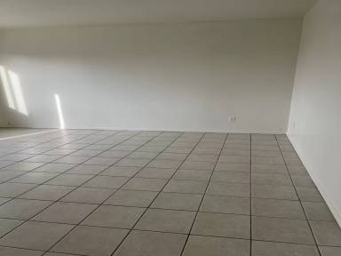 Main picture of 4040 N Montgomery Cir