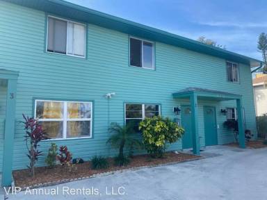 Main picture of 16180 Dublin Cir