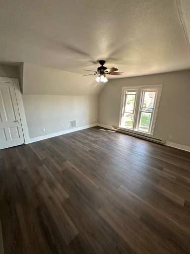 Main picture of 725 Frederick St