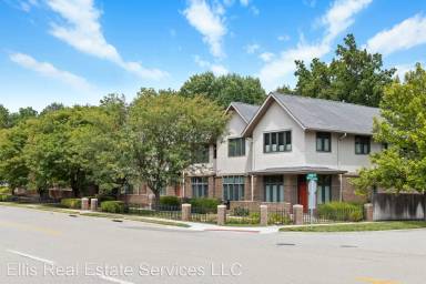 Main picture of 4455 Rainbow Blvd