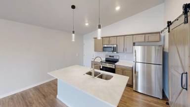 Main picture of 980 Evergreen Dr