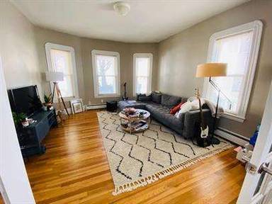 Main picture of 155 Spruce St