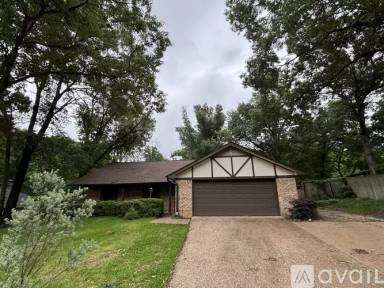 Main picture of 15165 Northwood Dr