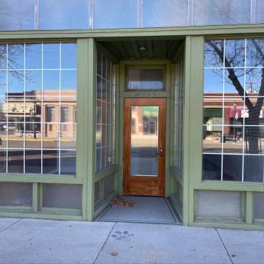 Main picture of 108 N 5th St