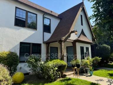 Main picture of 420 Orange Ave