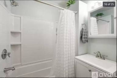 Main picture of 3741 Hiawatha St