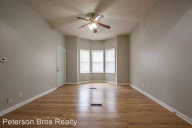 Main picture of 2573 Poppleton Ave