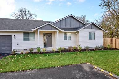 Main picture of 427 SW Kingwood Ave