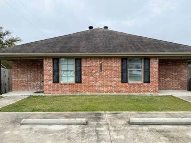 Main picture of 2208 N Malcolm St
