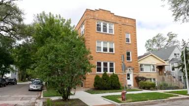 Main picture of 4300 N Whipple St
