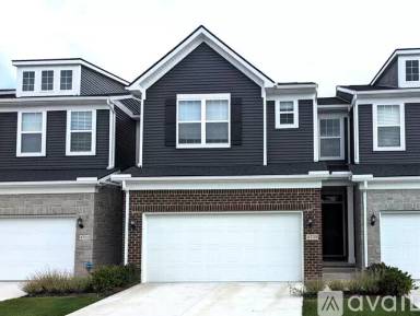 Main picture of 4709 Broomfield Way