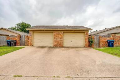Main picture of 10265 Aurora Dr