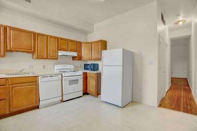 Main picture of 3402 Auchentoroly Terrace - 1sy Floor