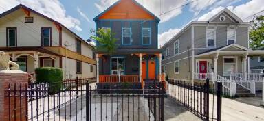 Main picture of 125 N 9th St