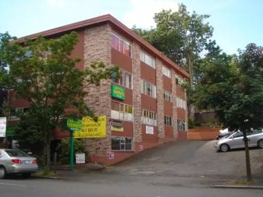 Main picture of 5029 Roosevelt Way NE