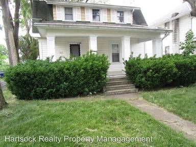 Main picture of 923 N Metcalf St