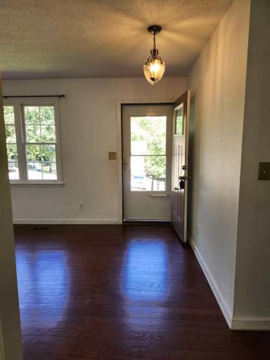 Main picture of 8429 Dunnhill Ln