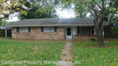 Main picture of 203 Parkdale Dr W