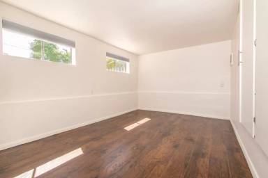 Main picture of 3133 Boundary St