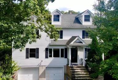 Main picture of 28 Sycamore Ave