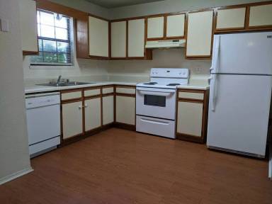 Main picture of 505 SE A St