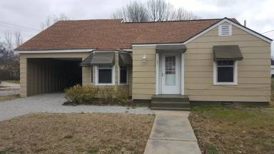Main picture of 101 S 17th Ave
