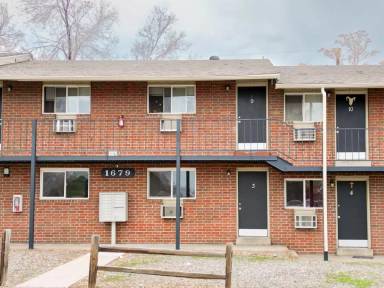 Main picture of 1679 Harlan St
