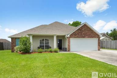 Main picture of 36037 Houmas House Ave