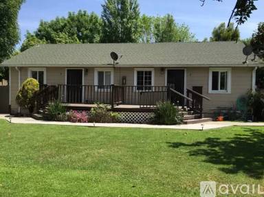 Main picture of 16040 Mateo St