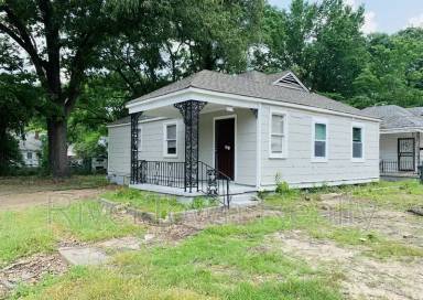 Main picture of 3636 Hazelwood Ave