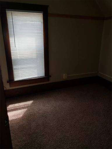 Main picture of 1435 4th Ave S