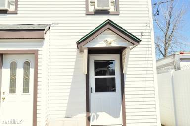 Main picture of 5 Walnut Pl