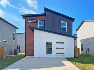Main picture of 841 Boardwalk Ave