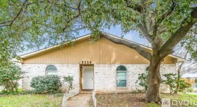 Main picture of 3214 Greentree Dr