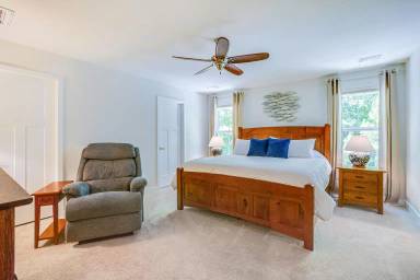 Main picture of 401 Grand Palm Ln