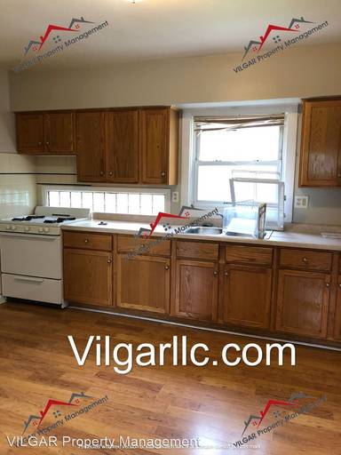 Main picture of 1523 175th St