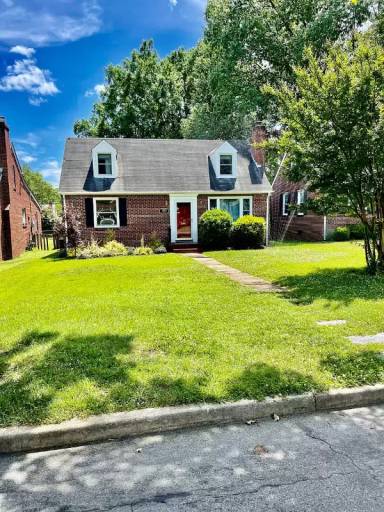 Main picture of 3907 Floyd Ave